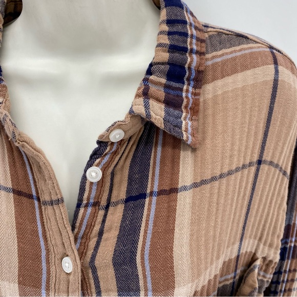 Aerie tan & navy blue plaid flannel shirt - Picture 5 of 10